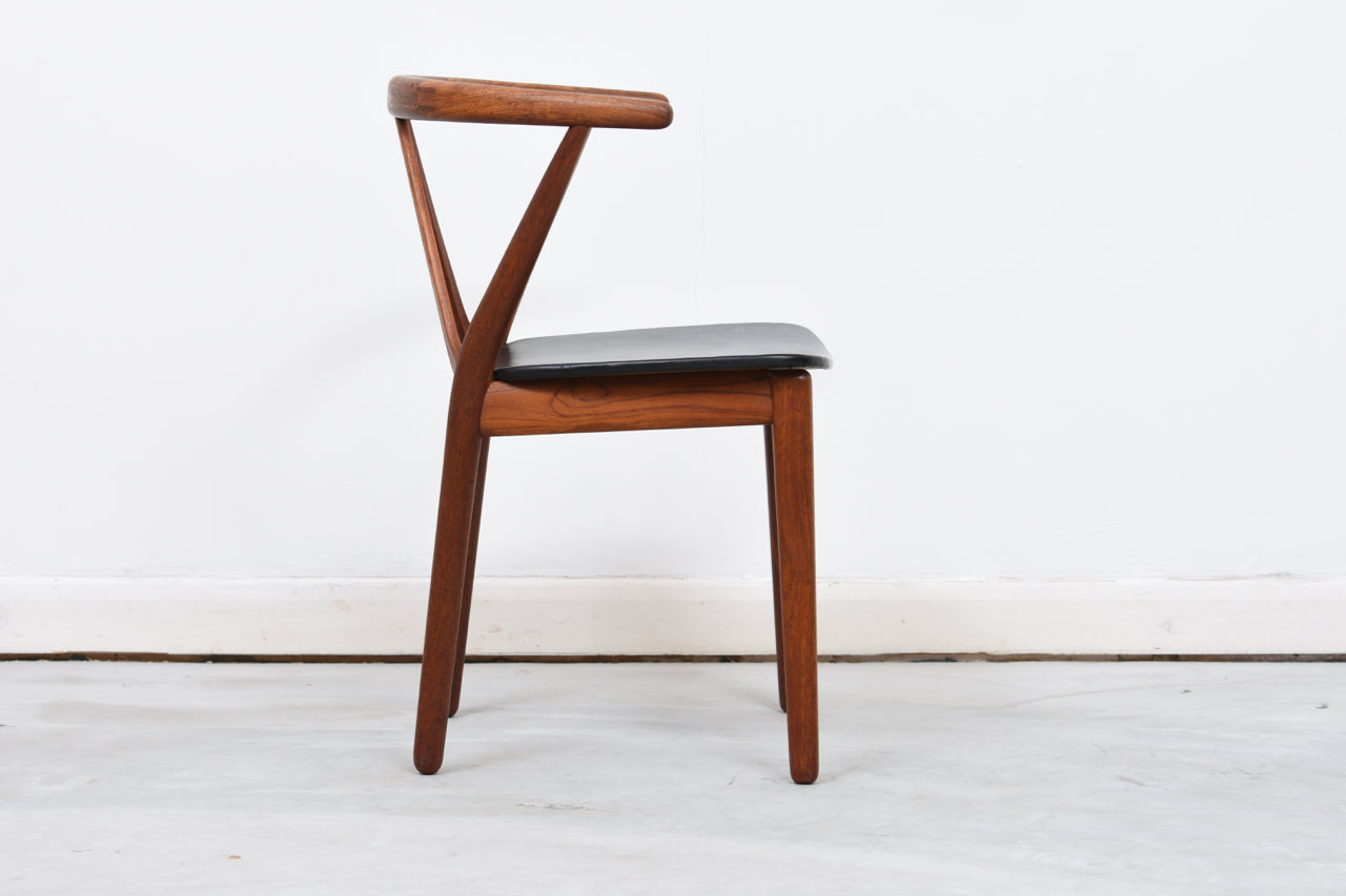 Six available: Model 225 dining chair by Henning Kjærnulf