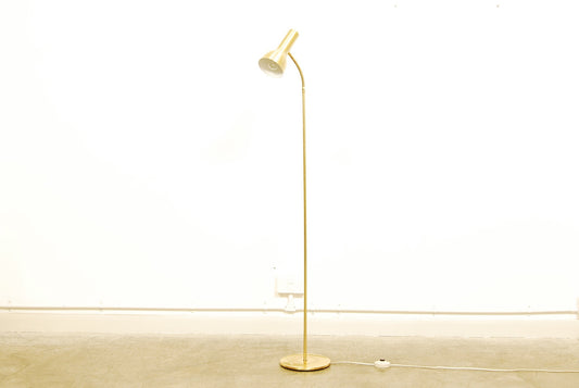 Brass floor lamp by Iaoni Belysning