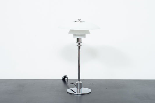 PH 2/1 table lamp by Louis Poulsen