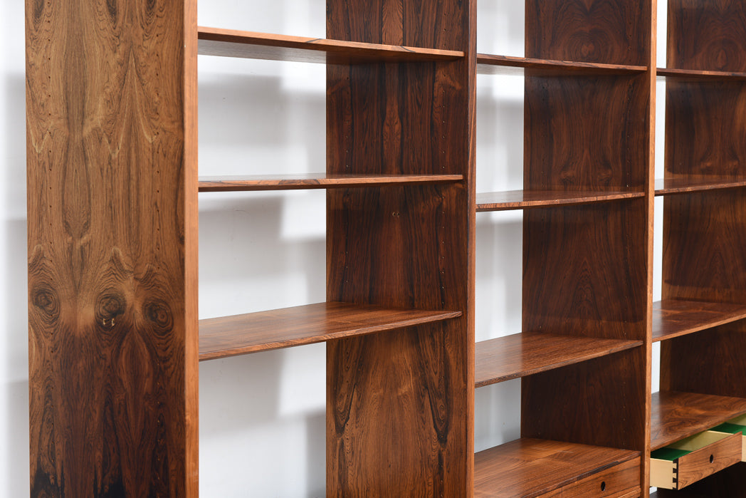 Freestanding shelving system in rosewood