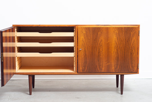 Rosewood sideboard by Poul Hundevad