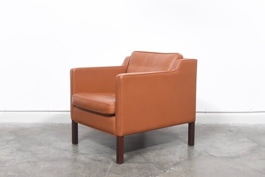 Lounger in cognac leather