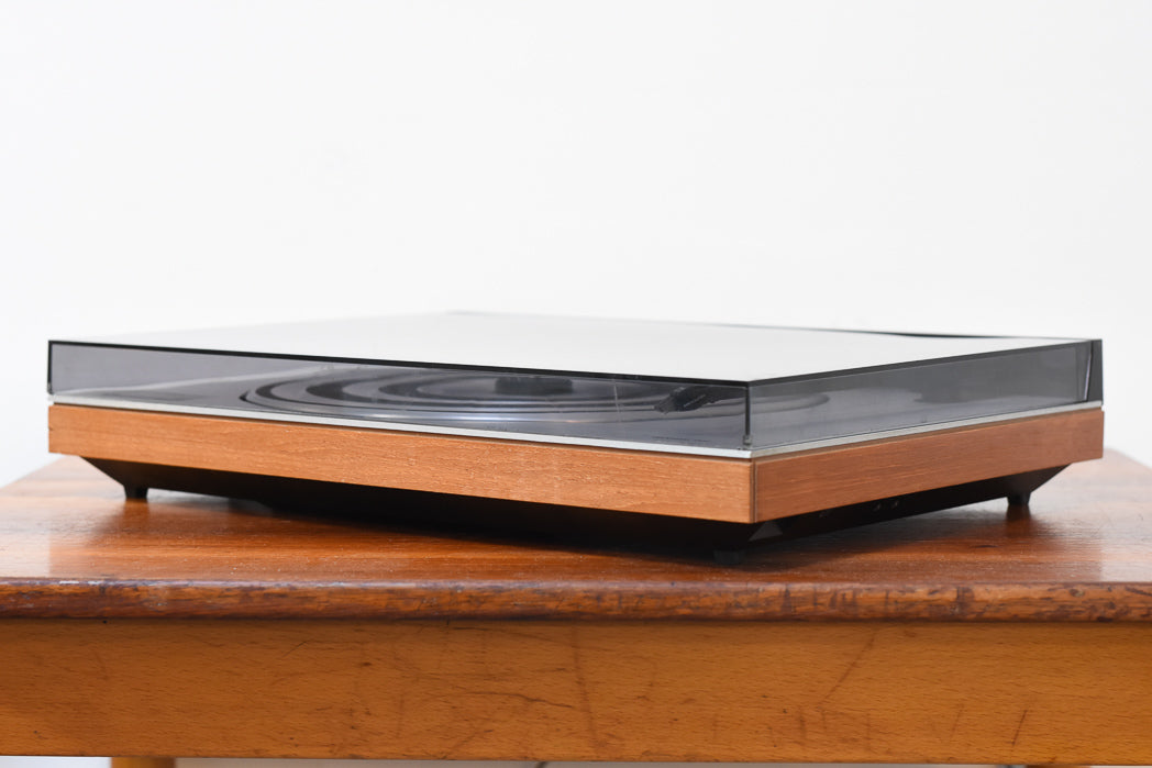 Vintage Beogram 1902 record player by Bang & Olufsen