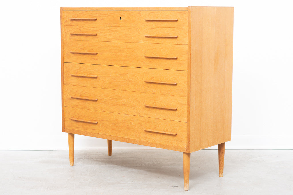 Oak chest of six drawers