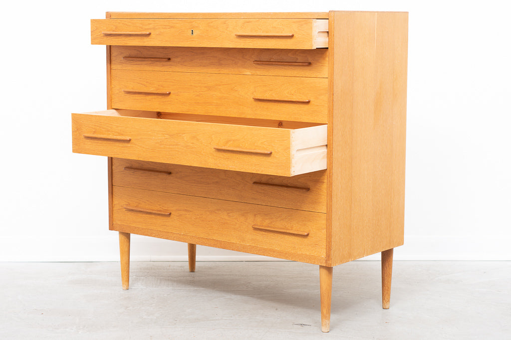 Oak chest of six drawers