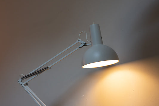 Vintage architect table lamp by Louis Poulsen - White