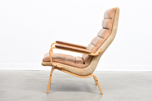 1970s beech + leather lounger