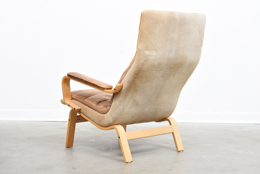 1970s beech + leather lounger