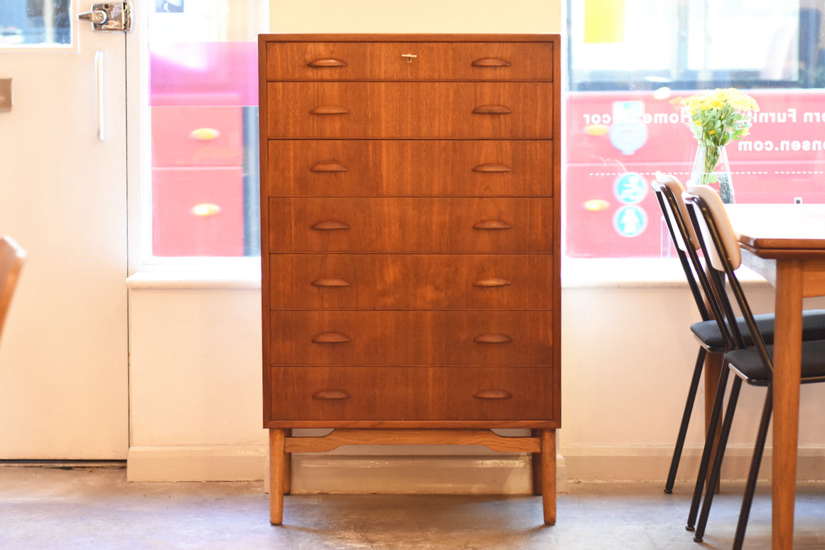 Just in: Teak chest of seven drawers