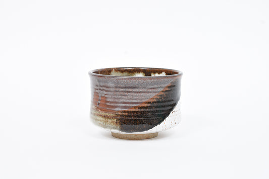 Decorative stoneware bowl by Jørgen Finn Petersen