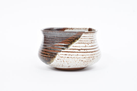 Squared stoneware bowl by Jørgen Finn Petersen