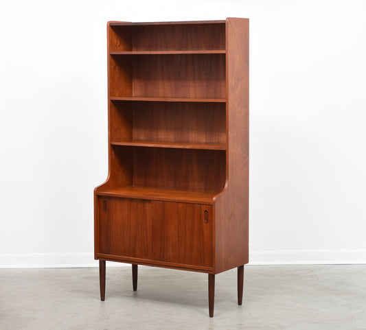 Danish bookshelf in teak