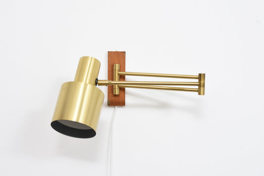 'Horisont' wall light by Jo Hammerborg - Brass