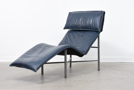 'Skye' chaise longue by Tord Björklund