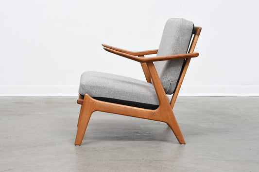 Teak + oak lounger by H. Brockmann Petersen with reversible cushions