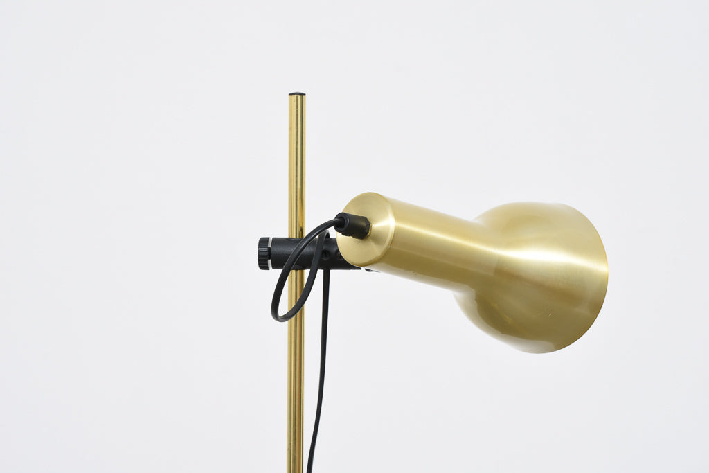 1970s floor lamp with brass finish