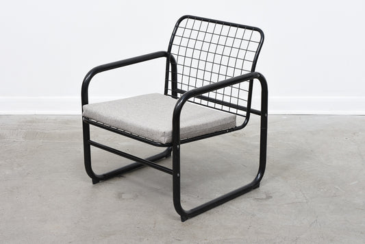 Tubular metal lounge chair