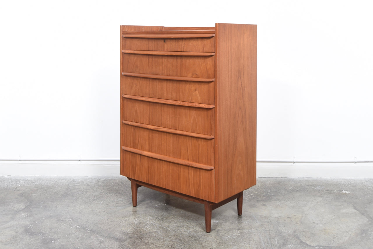 1960s chest of drawers in teak