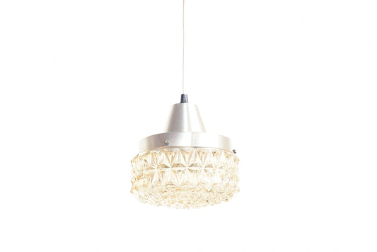 Ceiling pendant with glass diffuser