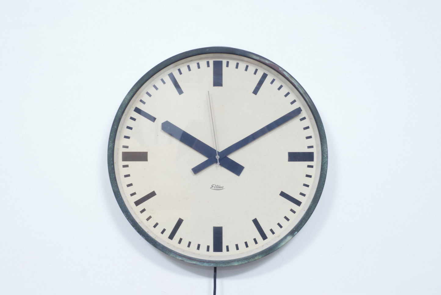 Copenhagen airport wall clock by Eltime