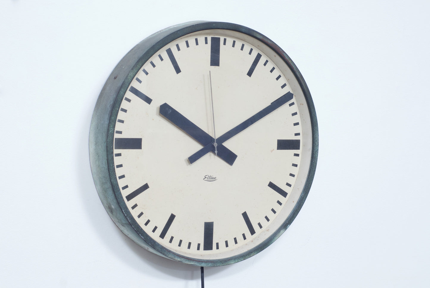 Copenhagen airport wall clock by Eltime