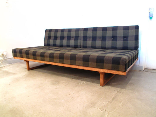 Daybed by Bíëí_rge Mogensen