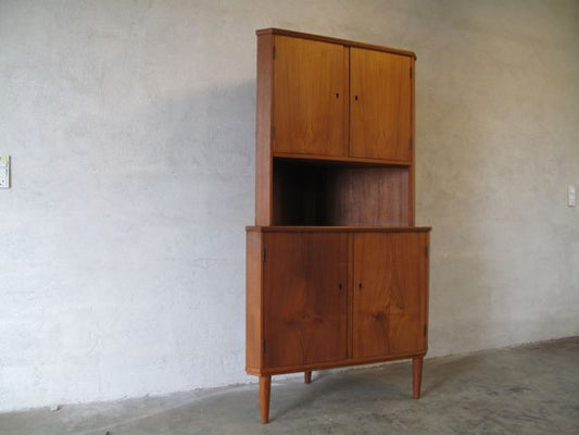 Teak corner unit