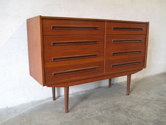 Short sideboard / dresser