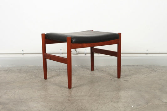 Teak and leatherette foot stool