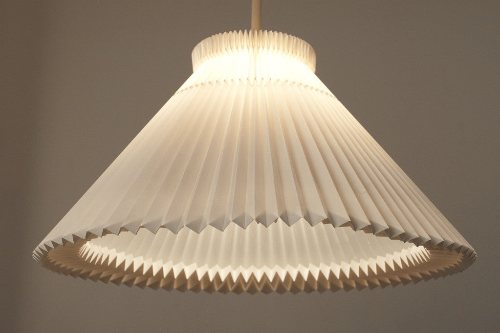 Le Klint height adjustable ceiling lamp