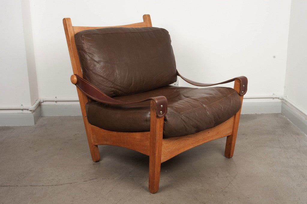 Oak and buffalo leather lounge chair
