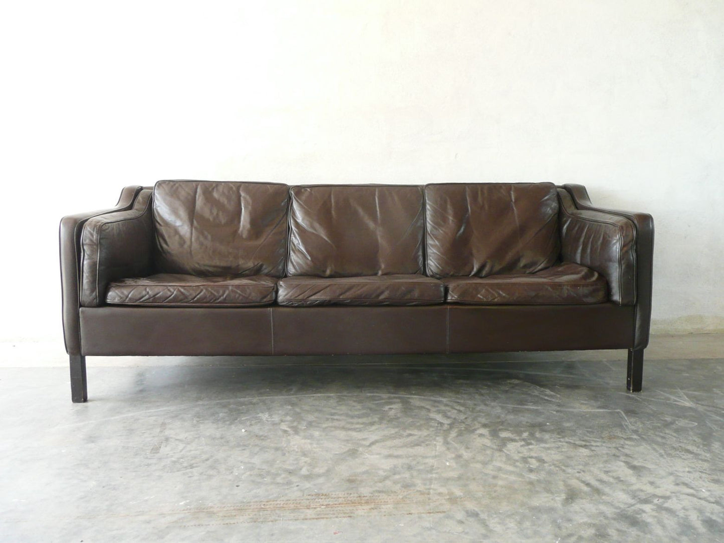 Three seat leather sofa in style of Mogensen