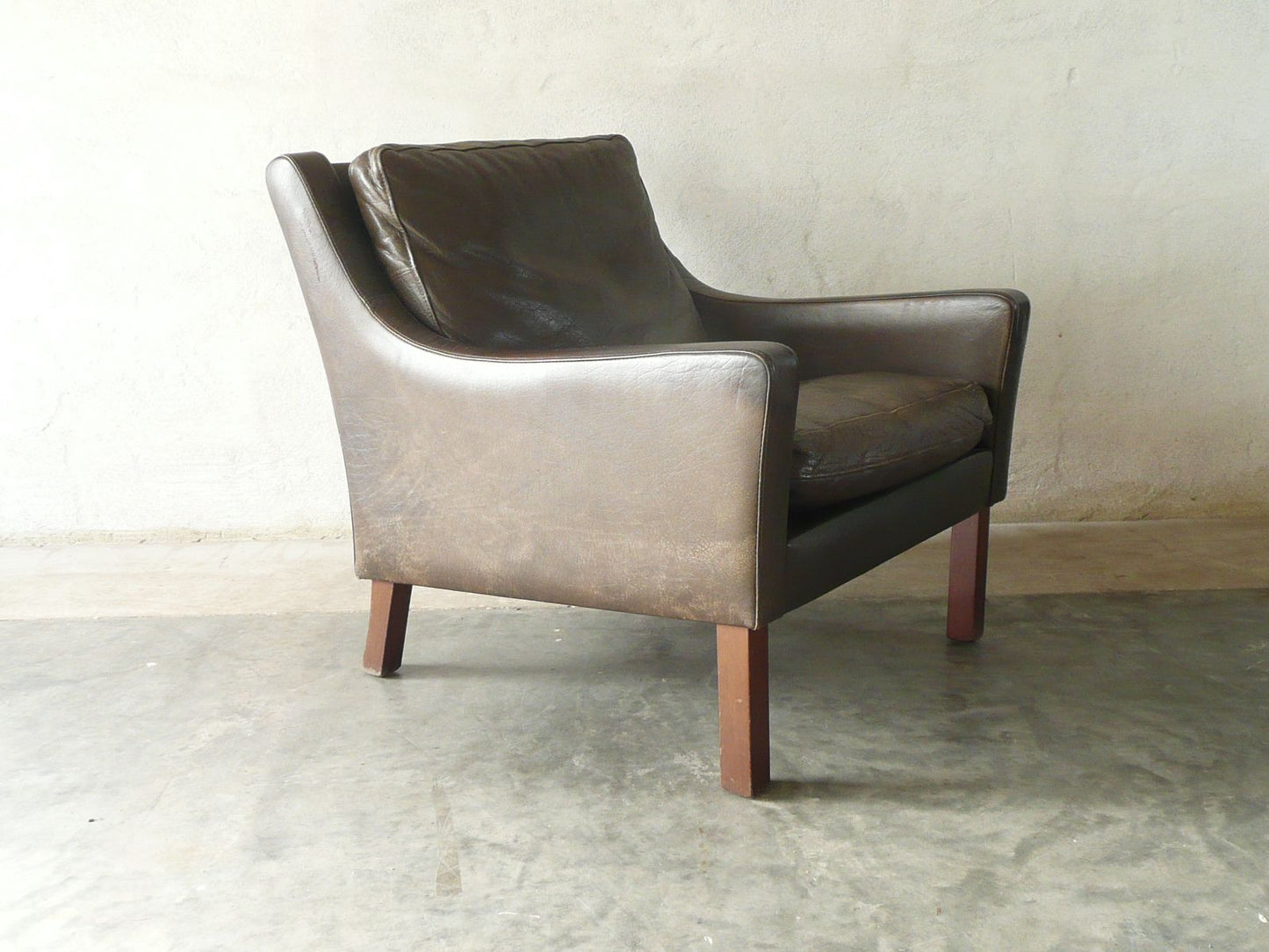 Leather club chair no. 1
