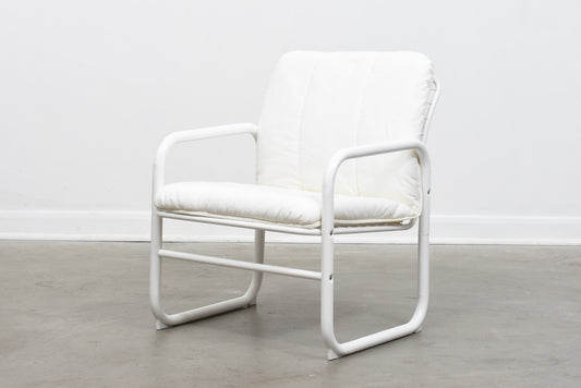 1980s white metal wire chair