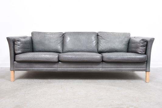 Grey leather sofa by Mogens Hansen