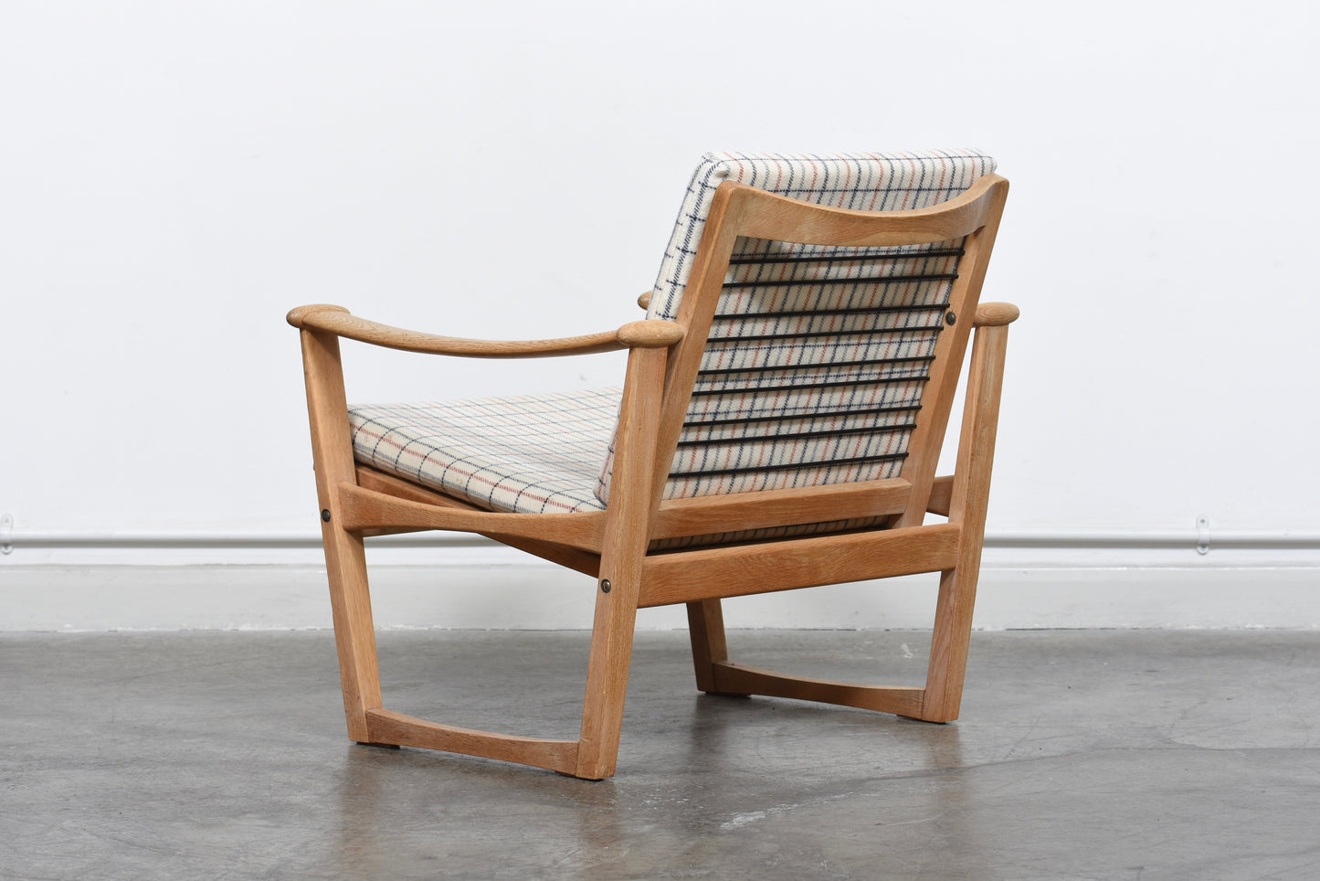 Spade lounge chair in oak by M. Nissen