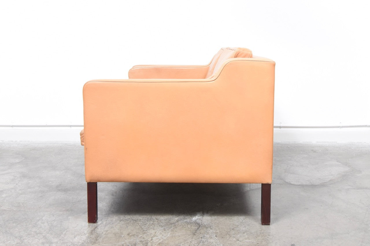 Two seater in tan leather by Stouby