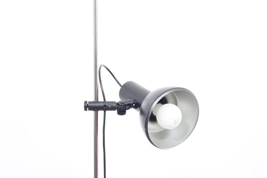 Floor lamp on tripod base