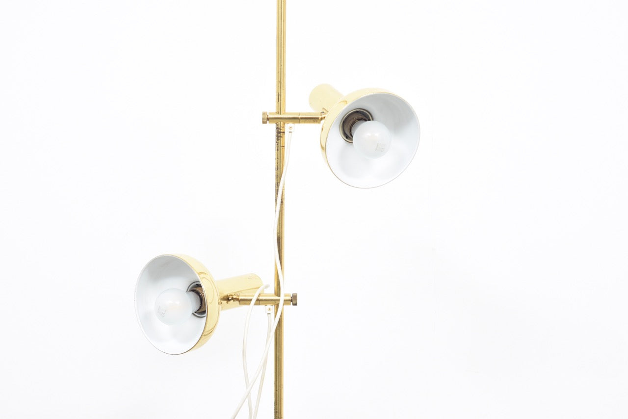 1960s twin-headed floor lamp with brass finish