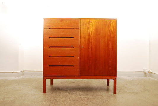 Tall chest in teak