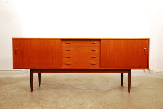 Teak sideboard by Clausen & SÌün