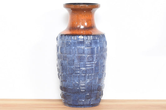 Large vase by Ü Keramik