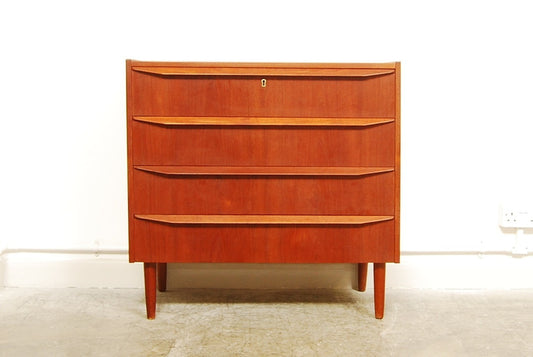 Short chest of teak drawers