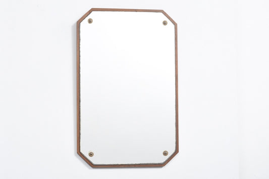 Mirror with cut corners