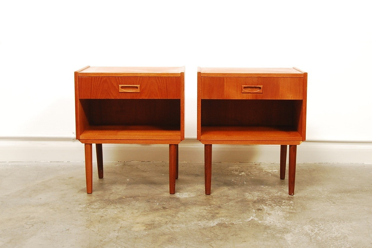 Pair of bedside tables no. 3