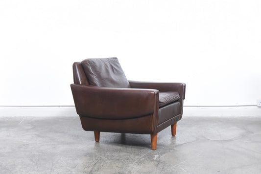 Brown leather lounger