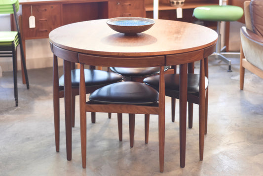 Dining set by Hans Olsen for Frem Rojle