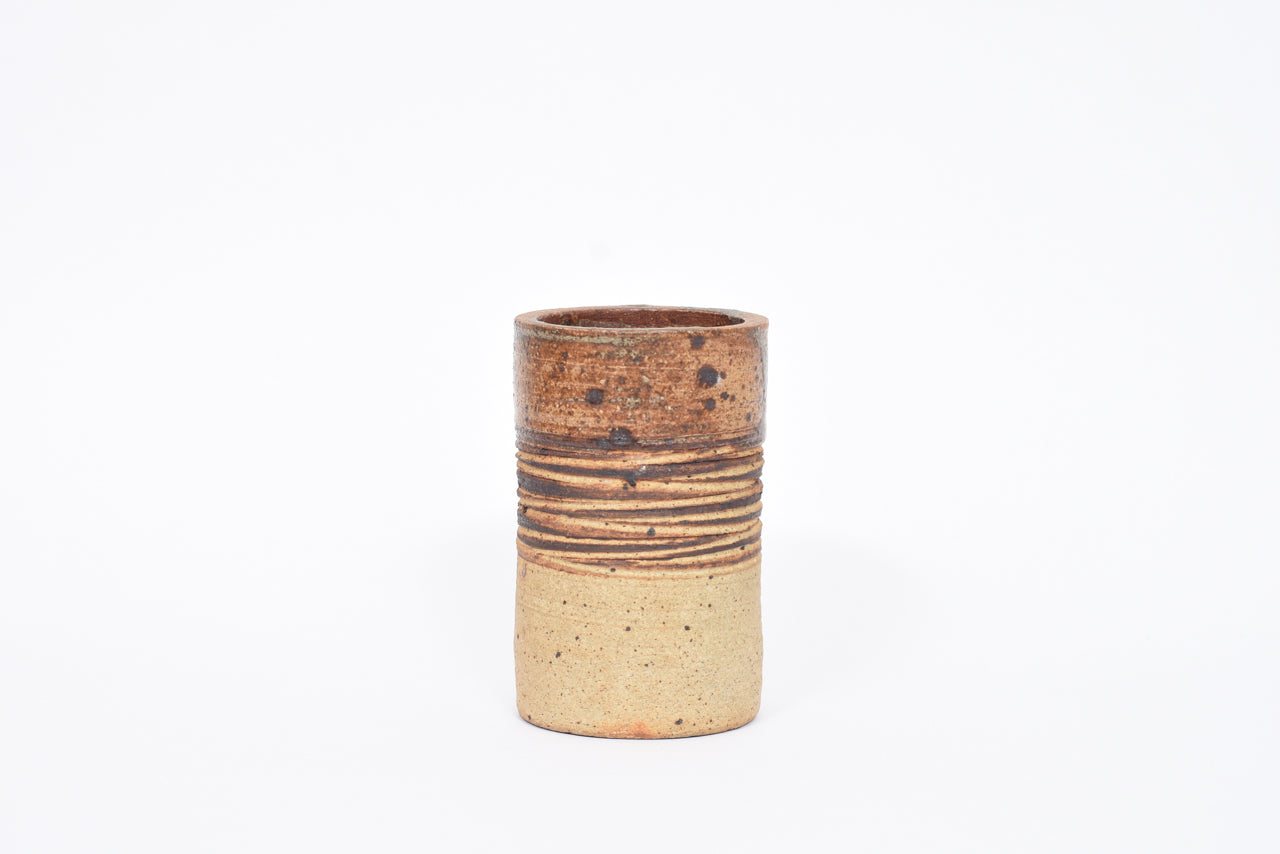 Ceramic vase by Tue Poulsen