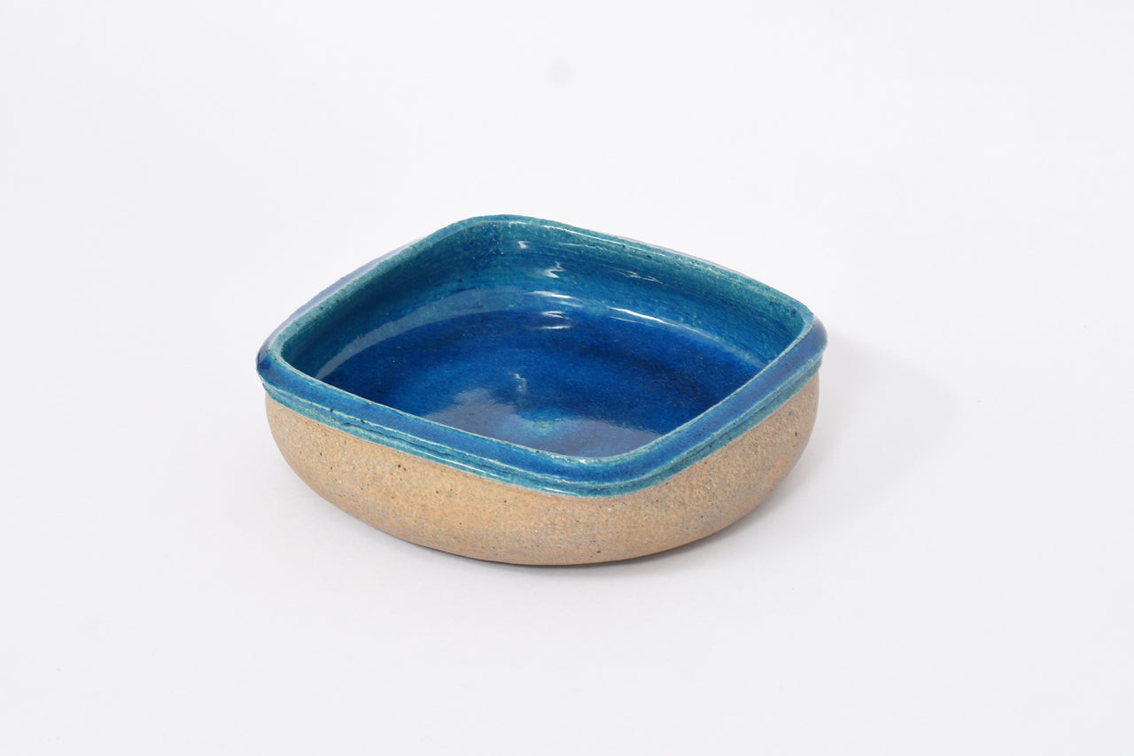 Squared stoneware bowl by Kähler