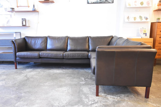 Corner sofa by Mogens Hansen